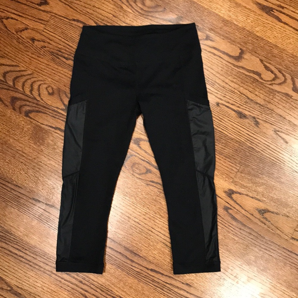 Fabletics faux leather crop Leggings